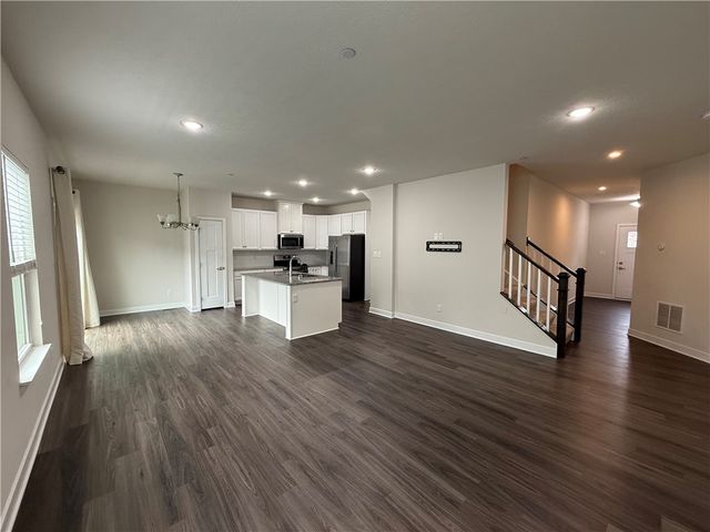 224 Cranesbill Drive, Adams Twp, PA 16046