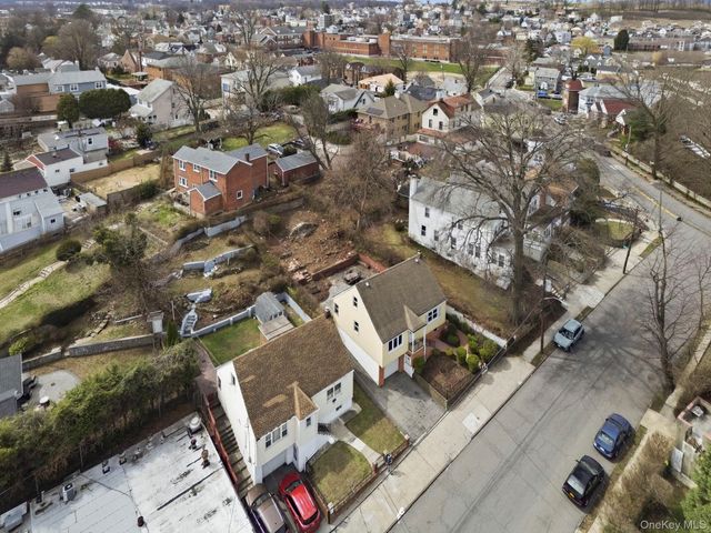 71 Glen Road, Yonkers, NY 10704