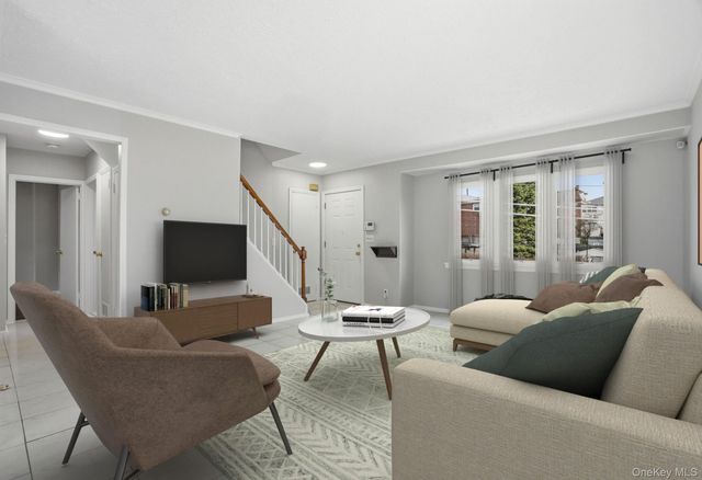 71 Glen Road, Yonkers, NY 10704