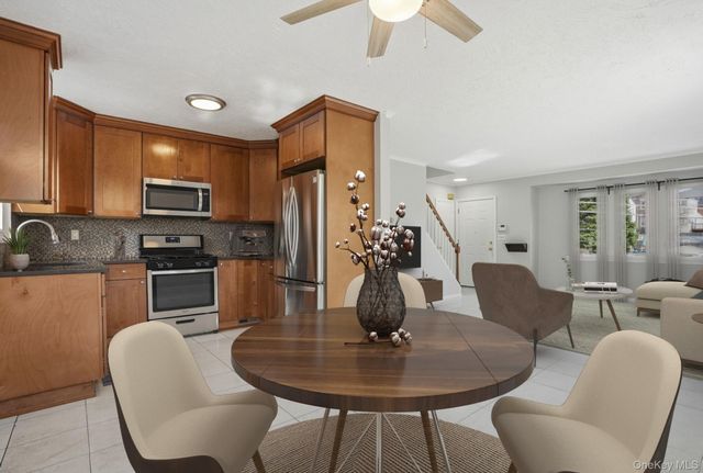 71 Glen Road, Yonkers, NY 10704