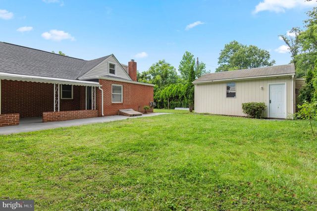 1404 SPRING AVE, Rosedale, MD 21237