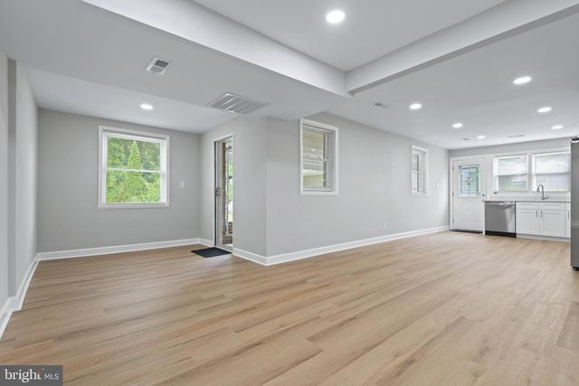 1404 SPRING AVE, Rosedale, MD 21237