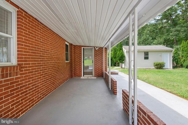 1404 SPRING AVE, Rosedale, MD 21237
