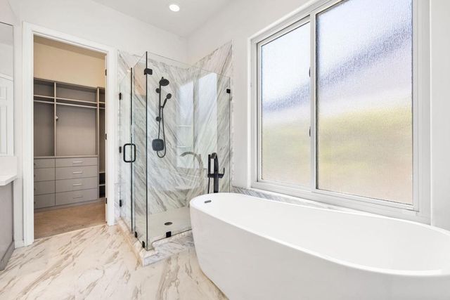 32 Calais Circle, Rancho Mirage, CA 92270