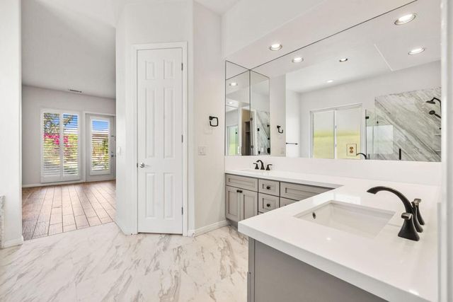 32 Calais Circle, Rancho Mirage, CA 92270