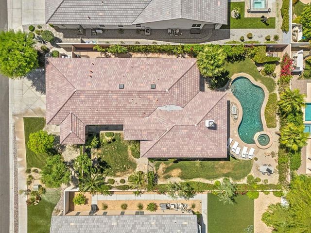 32 Calais Circle, Rancho Mirage, CA 92270