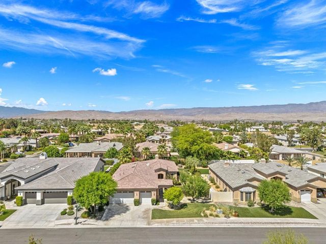 32 Calais Circle, Rancho Mirage, CA 92270
