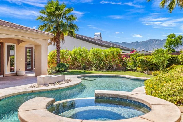 32 Calais Circle, Rancho Mirage, CA 92270
