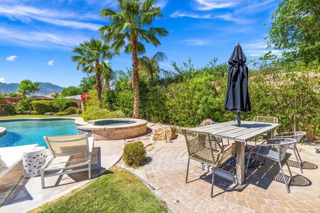 32 Calais Circle, Rancho Mirage, CA 92270