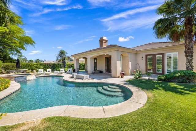 32 Calais Circle, Rancho Mirage, CA 92270