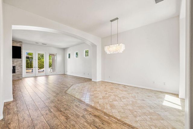 32 Calais Circle, Rancho Mirage, CA 92270