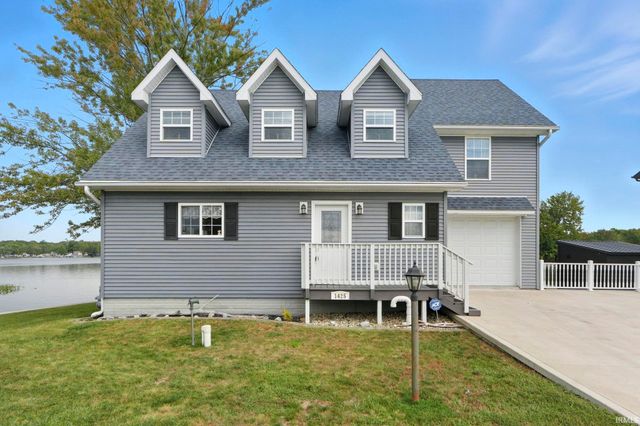 1425 E 700 Road, Wolcottville, IN 46795