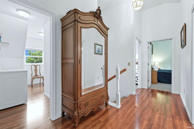 1425 E 700 Road, Wolcottville, IN 46795