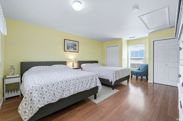 1425 E 700 Road, Wolcottville, IN 46795