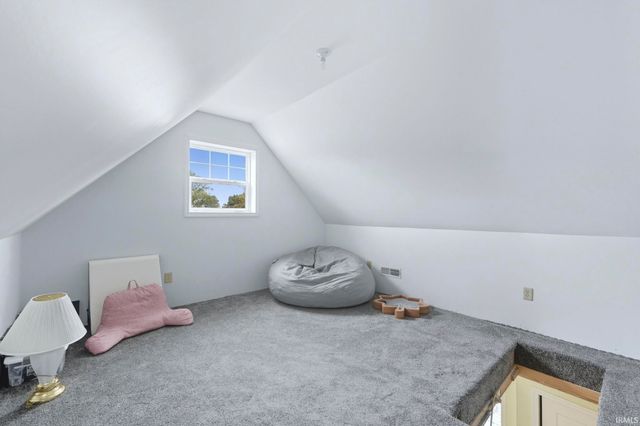 1425 E 700 Road, Wolcottville, IN 46795