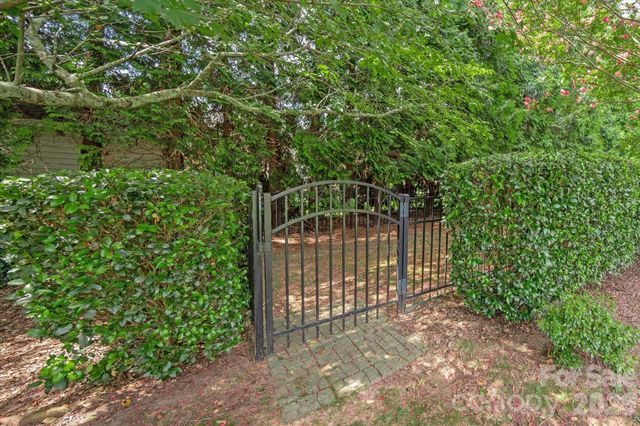 1610 Stone Pine Drive, Gastonia, NC 28056