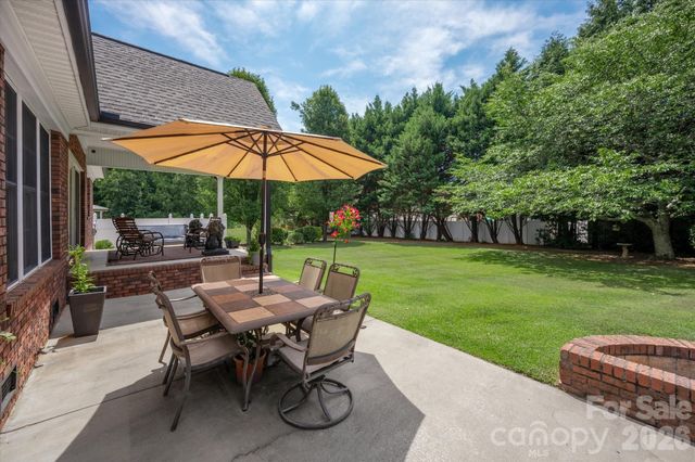 1610 Stone Pine Drive, Gastonia, NC 28056