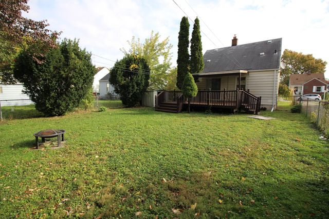 23833 Normandy Avenue, Eastpointe, MI 48021