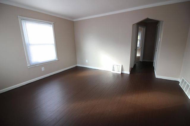 23833 Normandy Avenue, Eastpointe, MI 48021