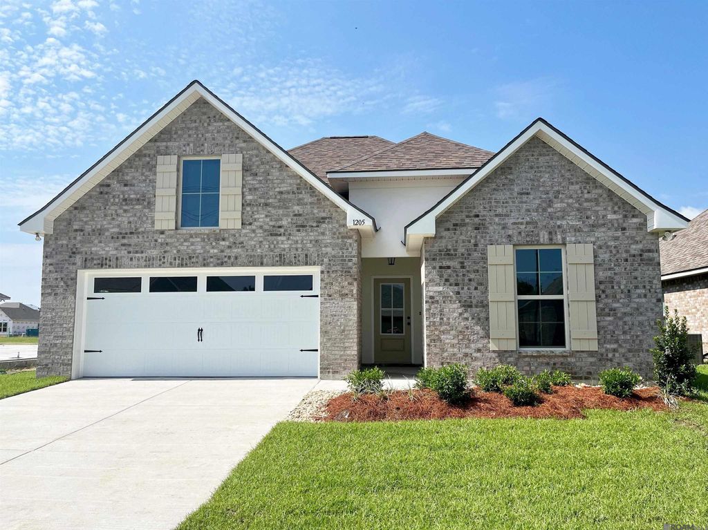1205 Lakehaven Dr, Gonzales, LA 70737