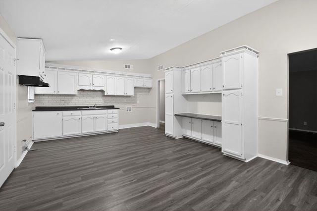 1574 GOWAN DR, Memphis, TN 38127