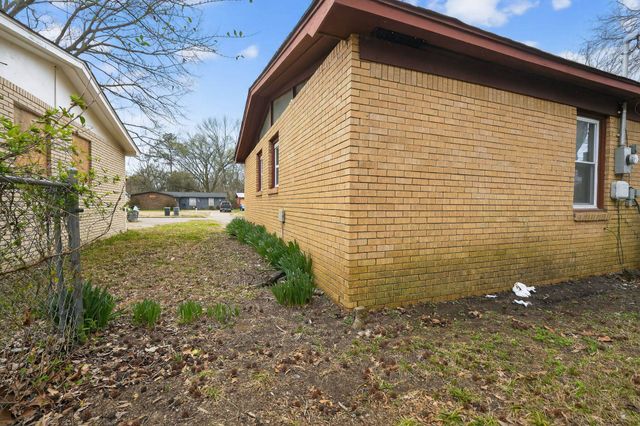 1574 GOWAN DR, Memphis, TN 38127