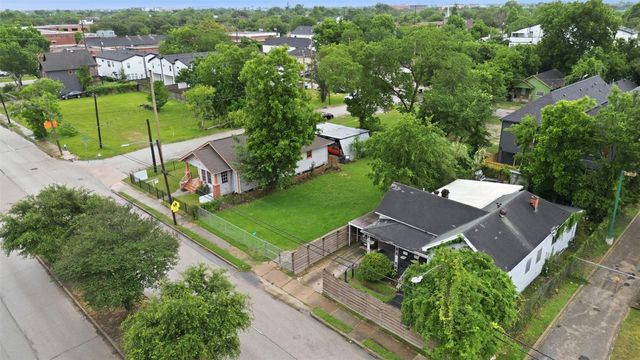 2412 Elgin Street, Houston, TX 77004