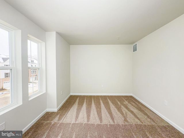 5626 LUDLOW PL, White Plains, MD 20695