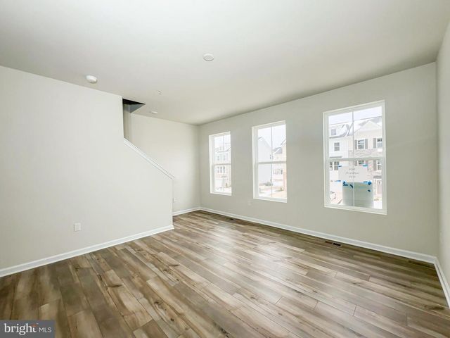 5626 LUDLOW PL, White Plains, MD 20695