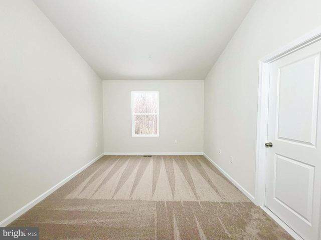 5626 LUDLOW PL, White Plains, MD 20695