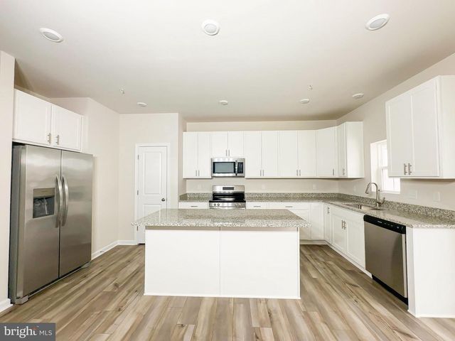 5626 LUDLOW PL, White Plains, MD 20695