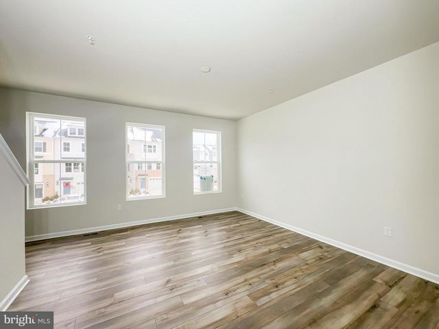 5626 LUDLOW PL, White Plains, MD 20695