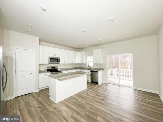 5626 LUDLOW PL, White Plains, MD 20695