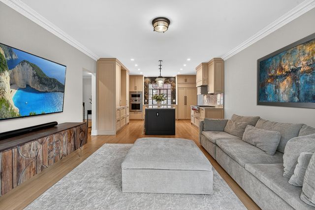 1333 Tower Road, Winnetka, IL 60093