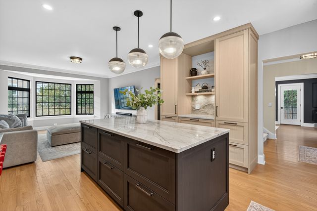 1333 Tower Road, Winnetka, IL 60093