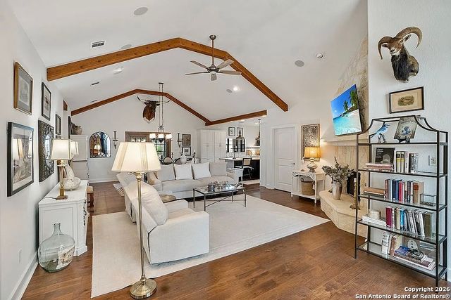 1112 Kendall Jackson, Comfort, TX 78013