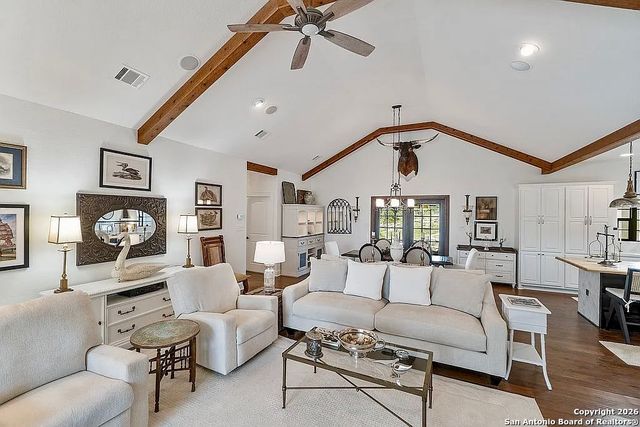 1112 Kendall Jackson, Comfort, TX 78013