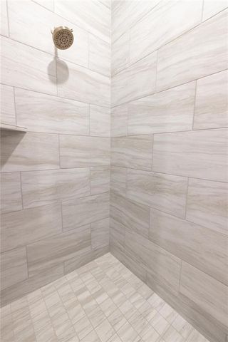 16212 Verbena Circle, Edmond, OK 73013