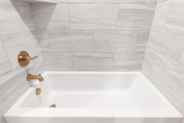 16212 Verbena Circle, Edmond, OK 73013