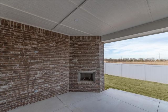 16212 Verbena Circle, Edmond, OK 73013