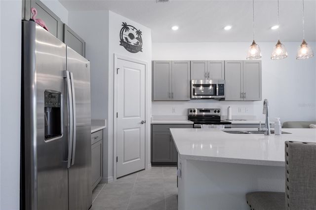 5953 WHETSTONE COURT, Palmetto, FL 34221