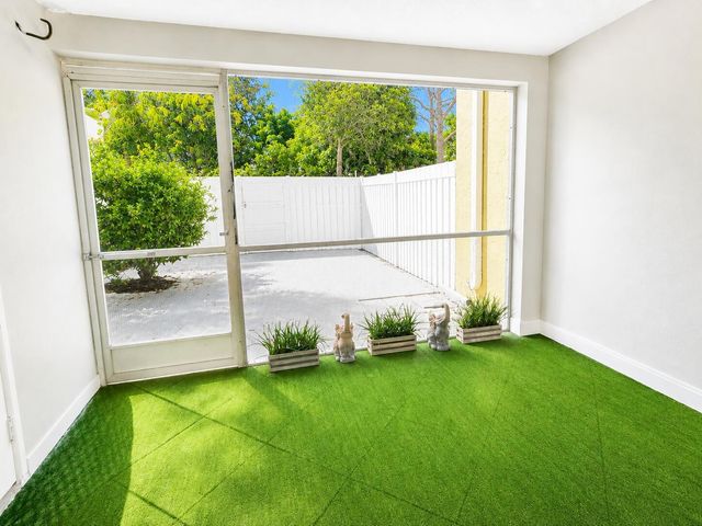 222 Foxtail Drive E, Greenacres, FL 33415