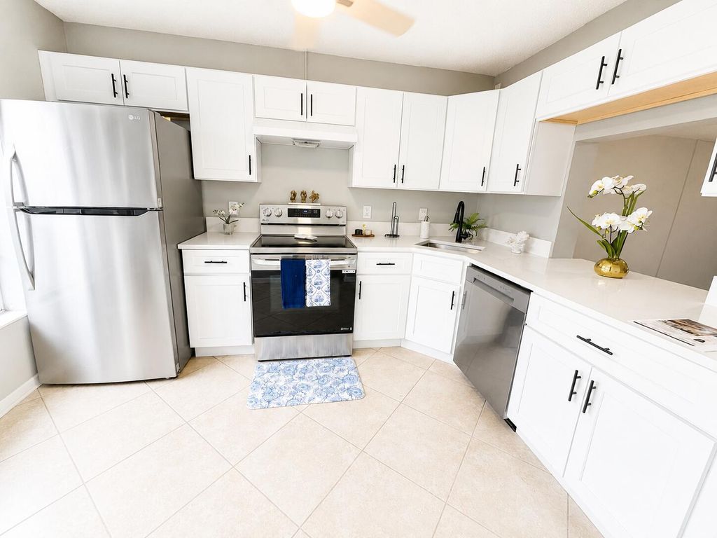 222 Foxtail Drive E, Greenacres, FL 33415