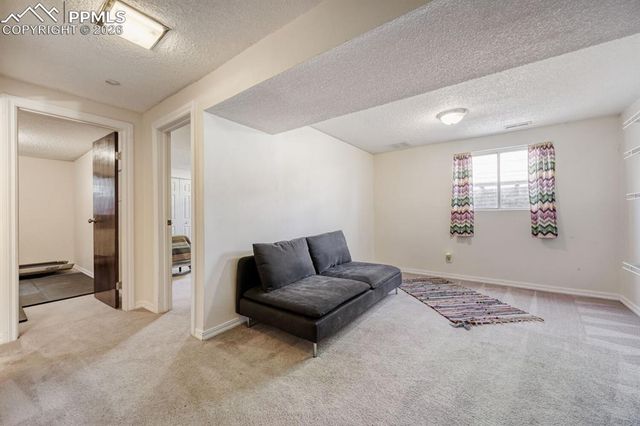 3410 E Oak Creek Drive, Colorado Springs, CO 80906