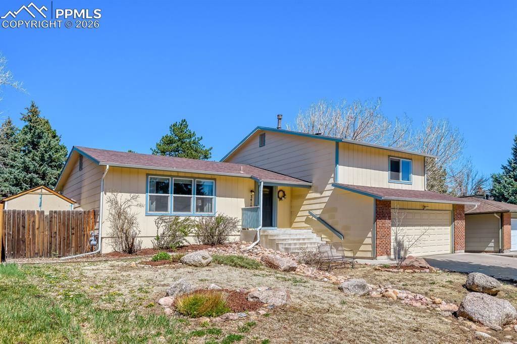 3410 E Oak Creek Drive, Colorado Springs, CO 80906