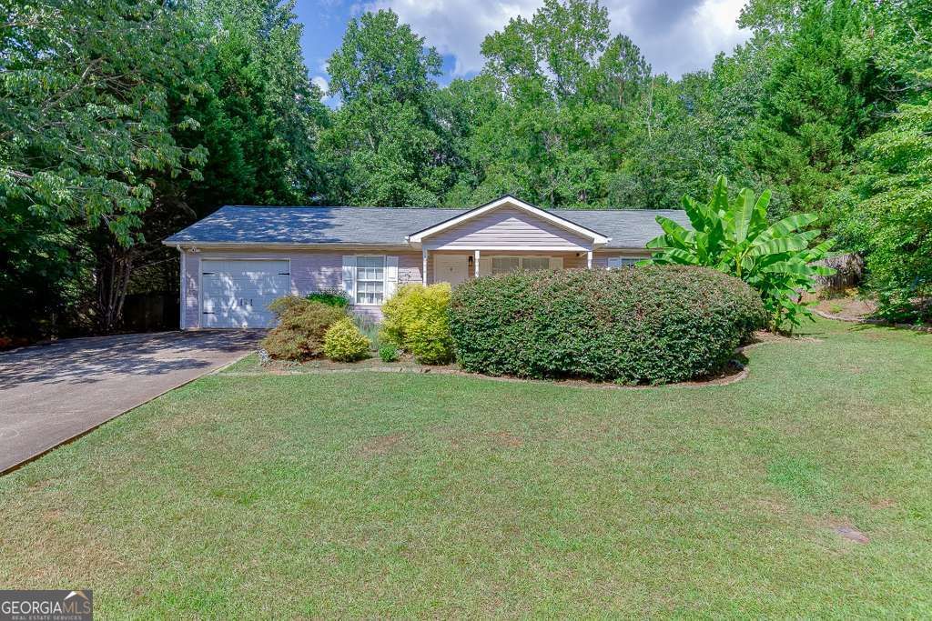 6784 Creeks Edge Court, Flowery Branch, GA 30542