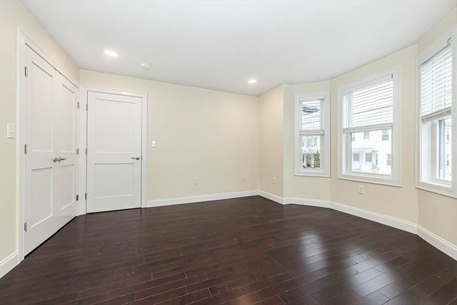 28 Albion Street 1, Medford, MA 02155