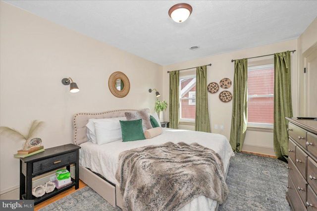 104 CYPRESS ST, Hagerstown, MD 21742