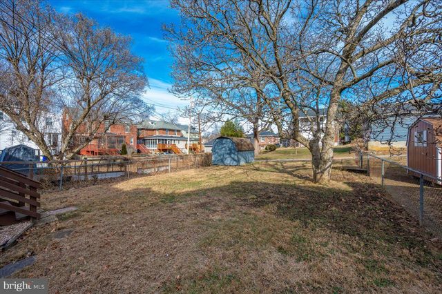 104 CYPRESS ST, Hagerstown, MD 21742