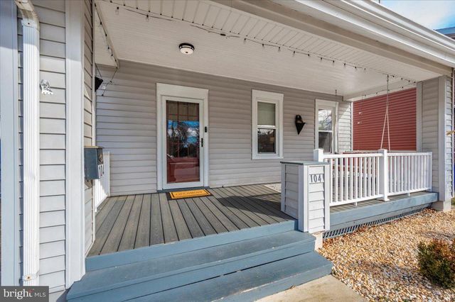 104 CYPRESS ST, Hagerstown, MD 21742